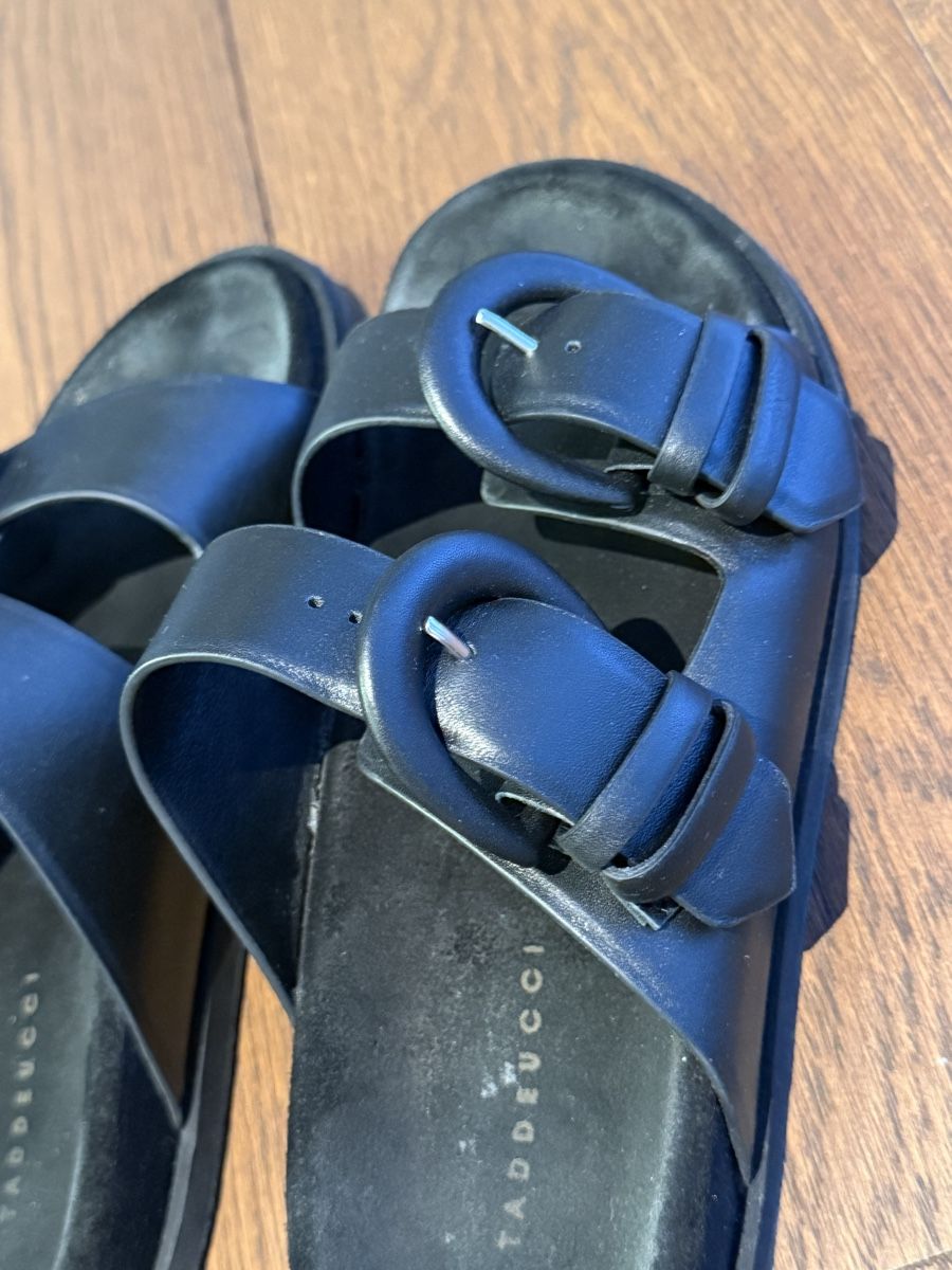 Scarpe da donna: Taddeucci Sandals Black Buckle Size 37.5 – Usato da Pfäffikon SZ venduto da NicMarKom 2