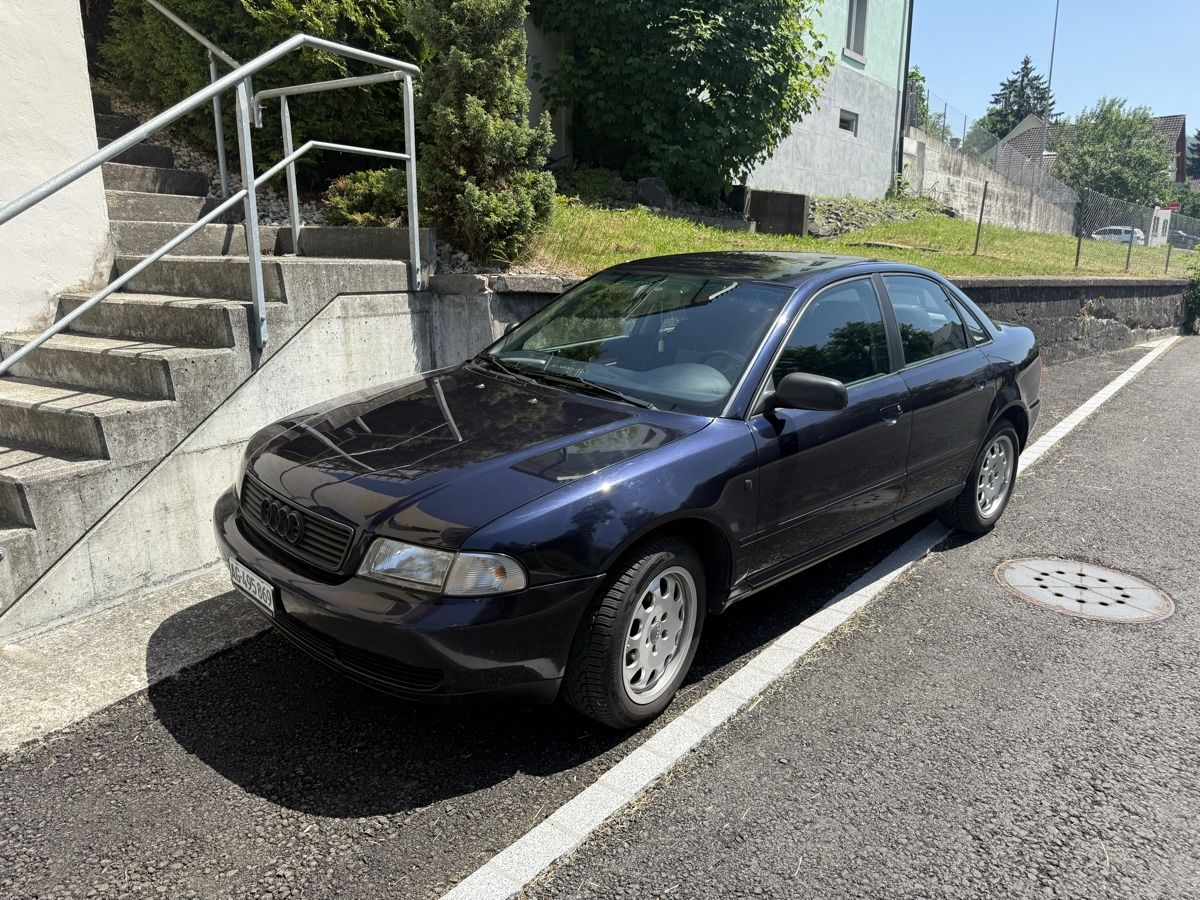 Audi Automobili: Audi A4B5 2.4l – Usato da Gontenschwil venduto da Ilic_a.98