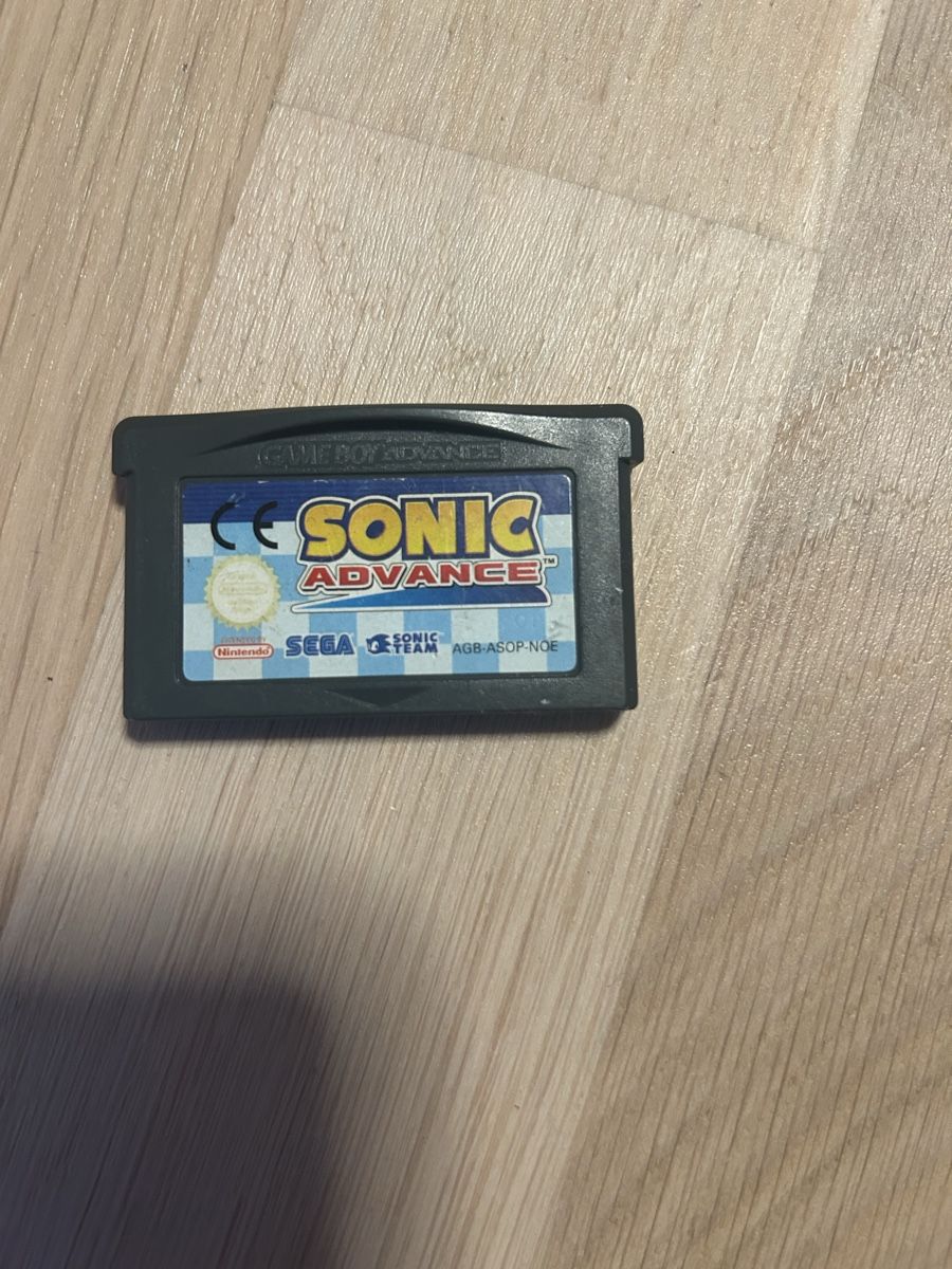 Spiele: GBA Sonic Advance – Gebraucht aus Zürich von JN-MZ67676767
