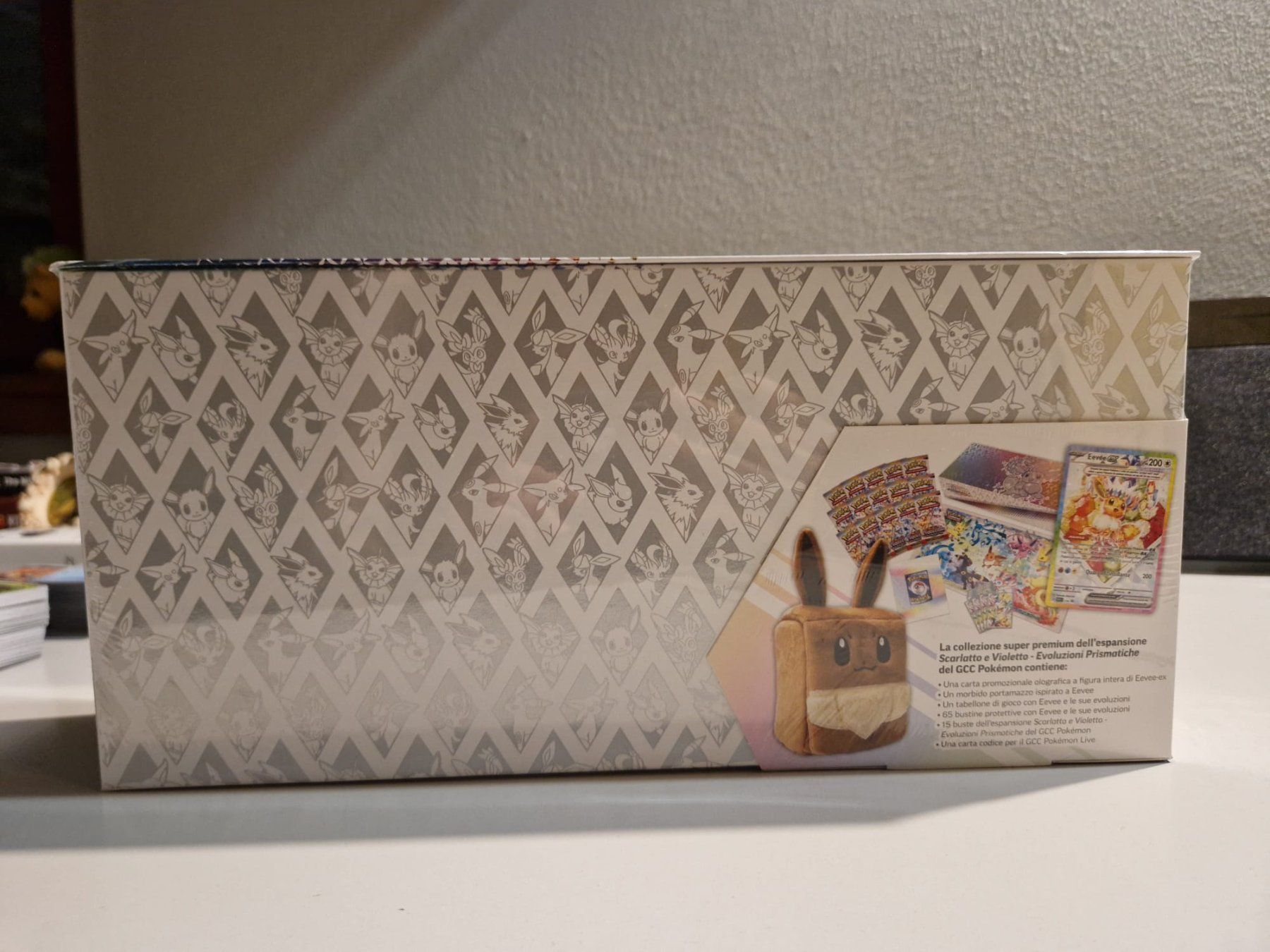 Pokémon Carte collezionabili: Pokemon Prismatic Evolutions Super Premium Collection ITA – Nuovo e nell'imballaggio originale da Lostallo venduto da cha_lx5j 3