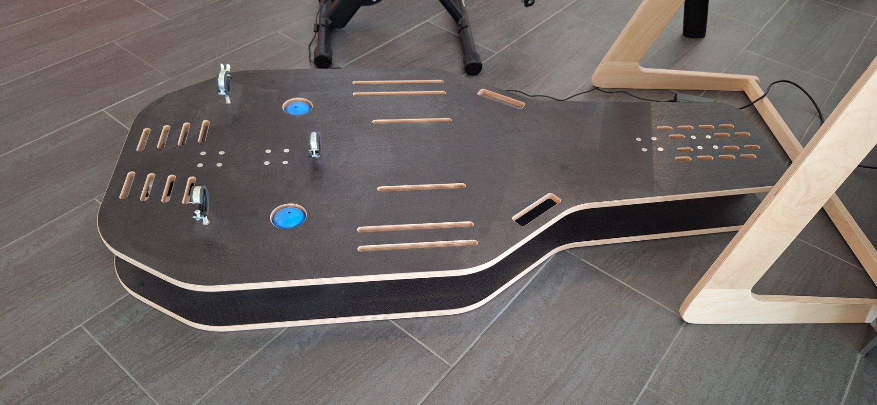 Hometrainer: Rocker plate pour home trainer – Usato da Chesalles-sur-Oron venduto da DarkFight36 1