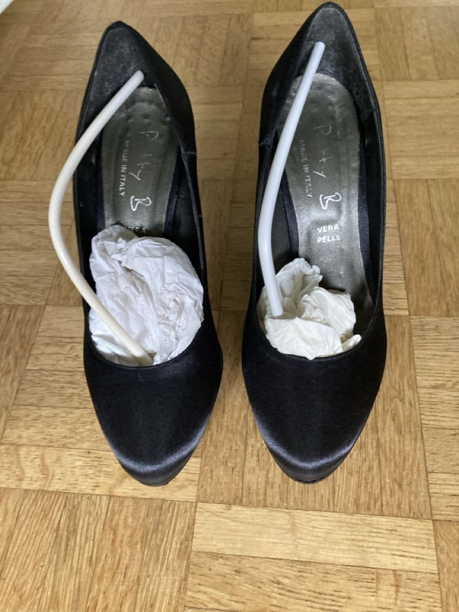 Scarpe da donna: Wunderschöne Pumps / High Heels – Usato da Bern venduto da Aniba23 1
