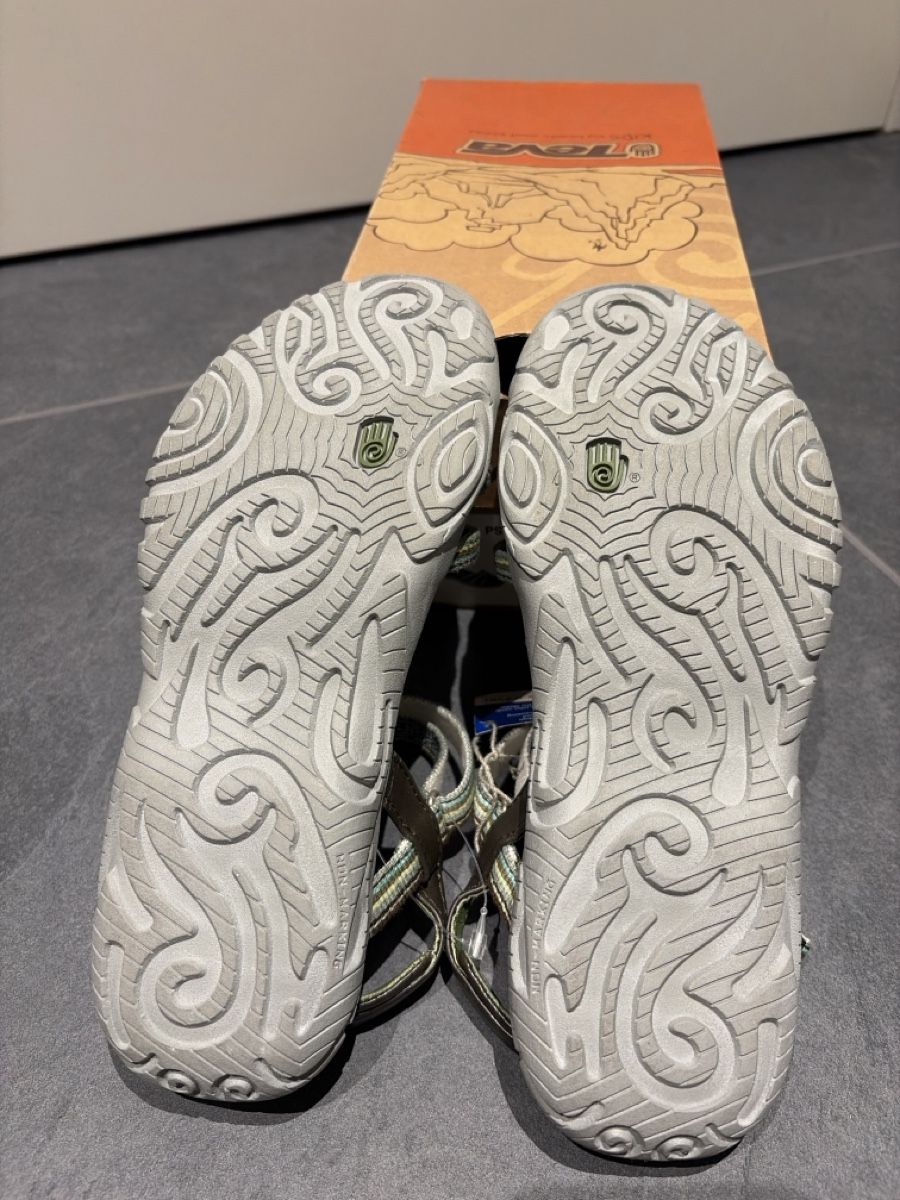 Teva Scarpe per ragazzi: Teva Sandale Kids Gr 34 grün – Nuovo e nell'imballaggio originale da Bern venduto da Croquant 2