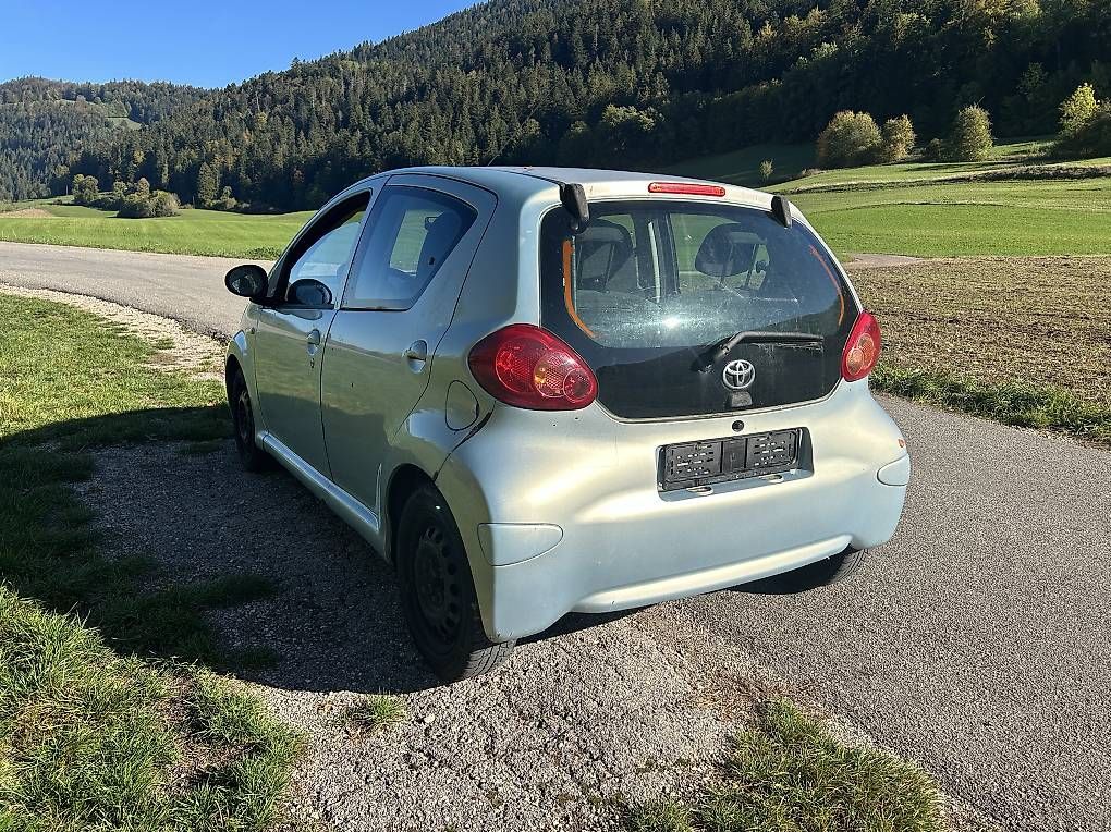 Automobili: Aygo Automatique  – Usato da buttes venduto da Llionel 1