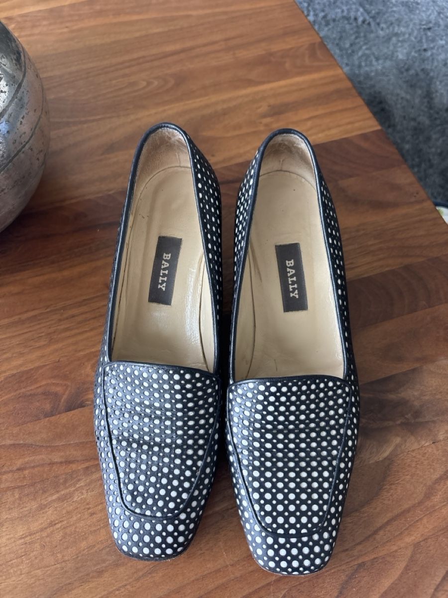 Bally Scarpe da donna: Bally Pumps Gr 38.5 – Usato da Embrach venduto da Dmoney