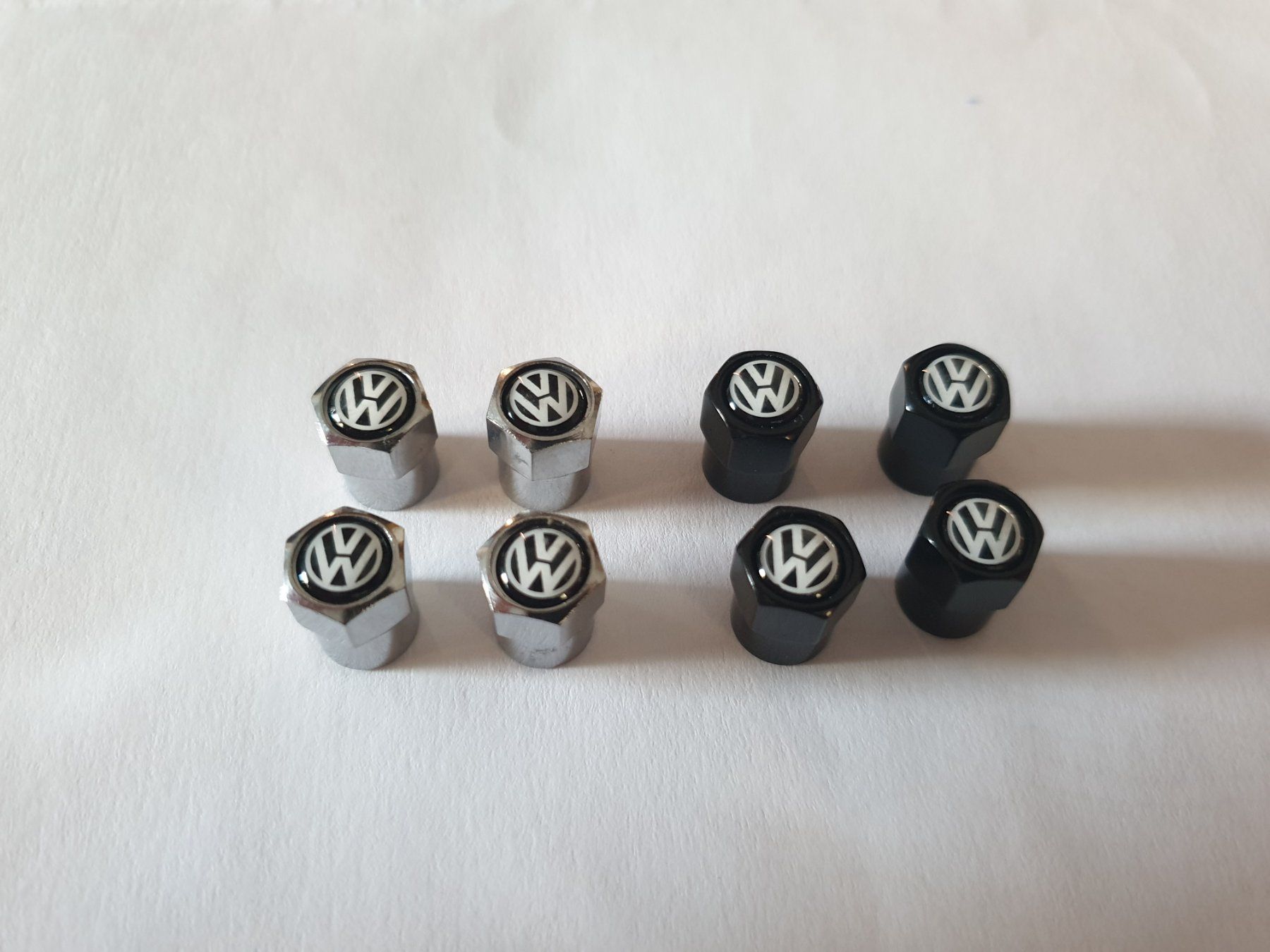 Volkswagen Tutti pezzi di ricambio auto: 4er set Ventilkappen VW – Nuovo e nell'imballaggio originale da Bellikon venduto da Kekko11