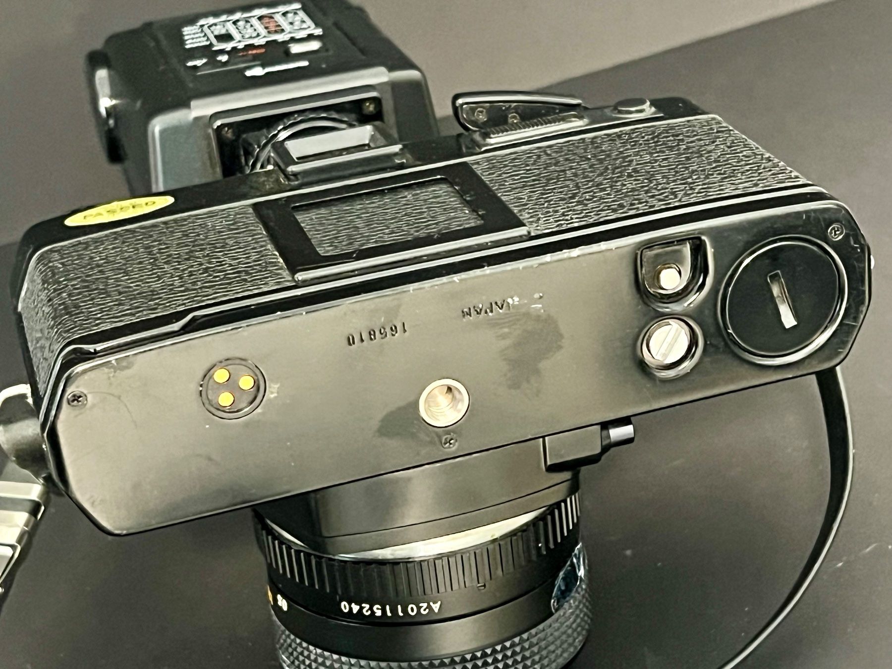 Yashica Fotocamera: Yashica FR 1 + Flash CS-220 Auto – Usato da Sion venduto da ROBY_ROBY_ROBY 9