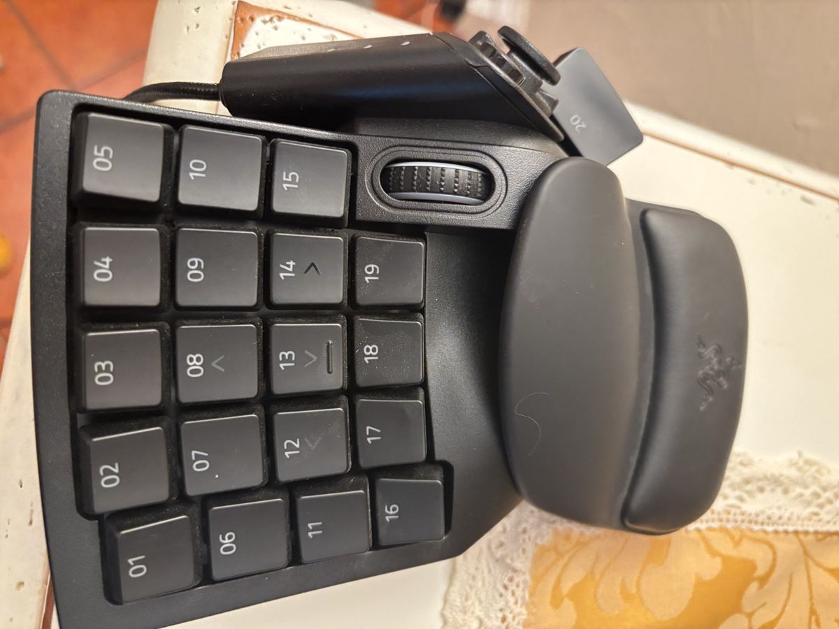 Razer Tastiere: Tastiera razer tartaruga pro – Usato da Aurigeno venduto da RICCARDO013