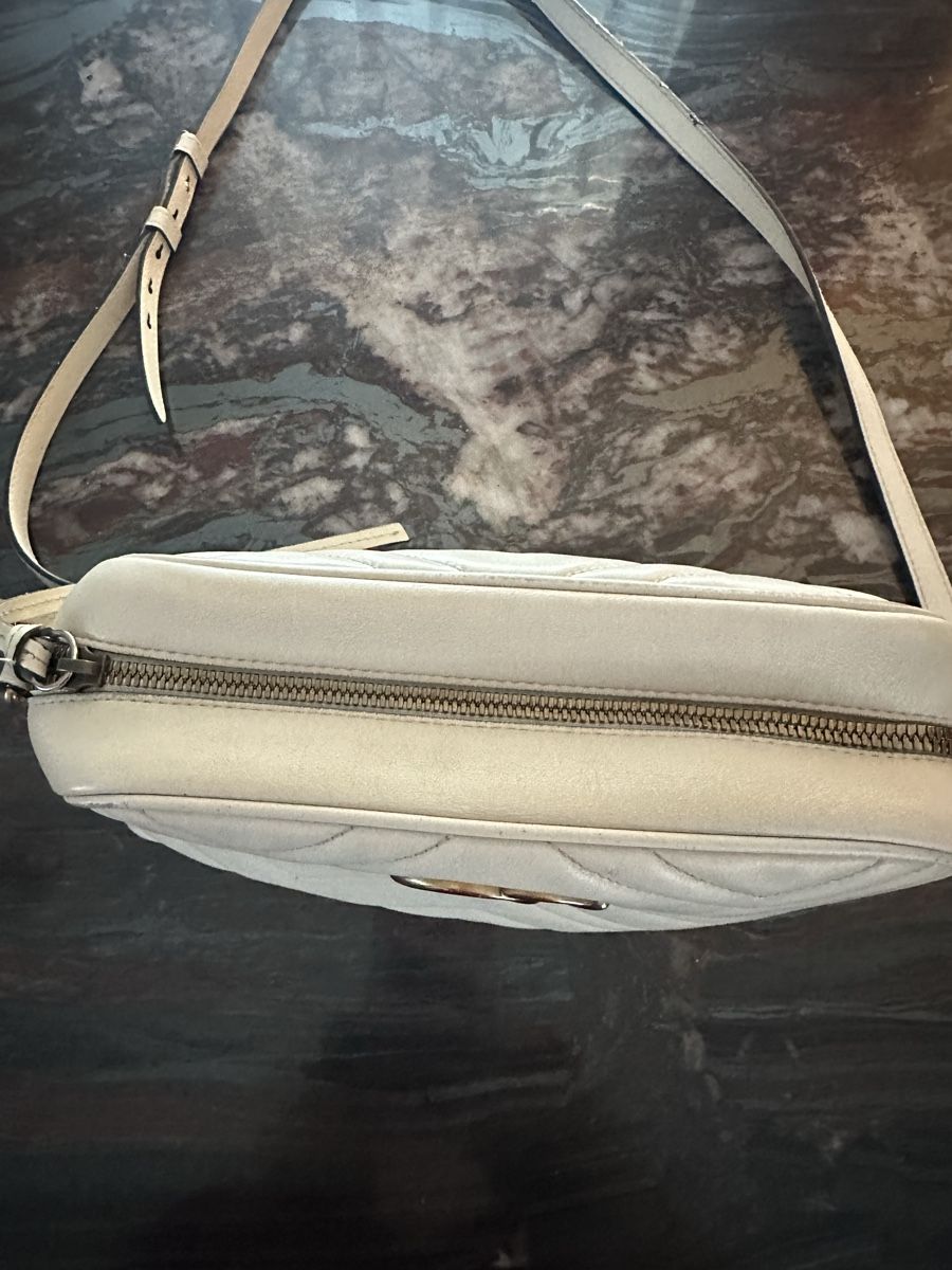 Gucci Borse da donna: Gucci Marmont Small Weiss – Usato da Emmenbrücke venduto da audi1998 1