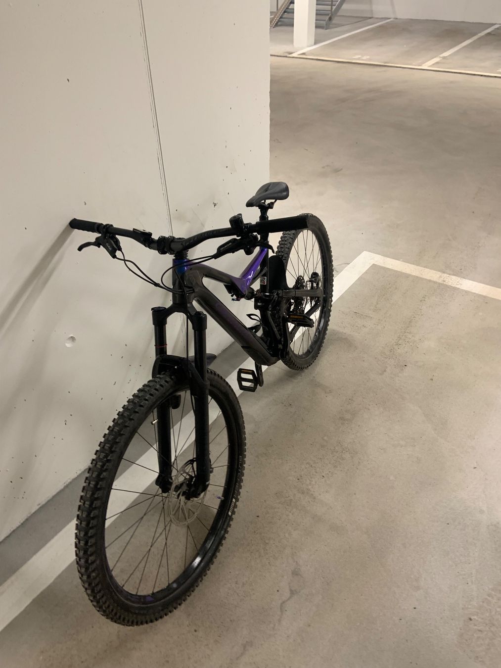 Specialized Biciclette: Specialized Stumpjumper Comp Carbon Mtb Gr.L – Usato da Davos Dorf venduto da BenoitFichaux 7