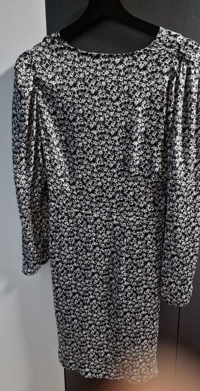 Vestiti: Kleider gr S – Nuovo e nell'imballaggio originale da Chur venduto da car_5clc 1