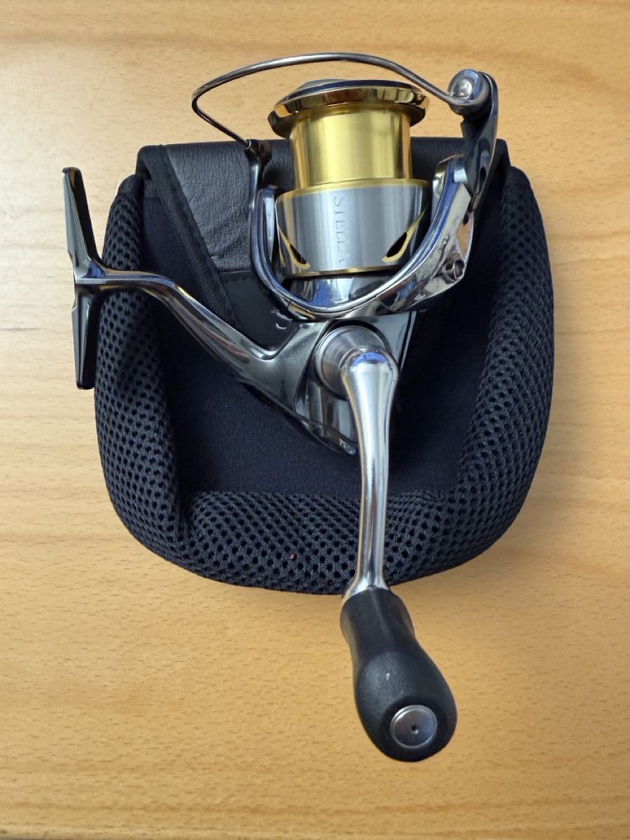 Shimano Tamburi & Mulinelli: Shimano Stella FI 2500 TOP Zustand – Nuovo (secondo la descrizione) da Hirschthal venduto da Monline