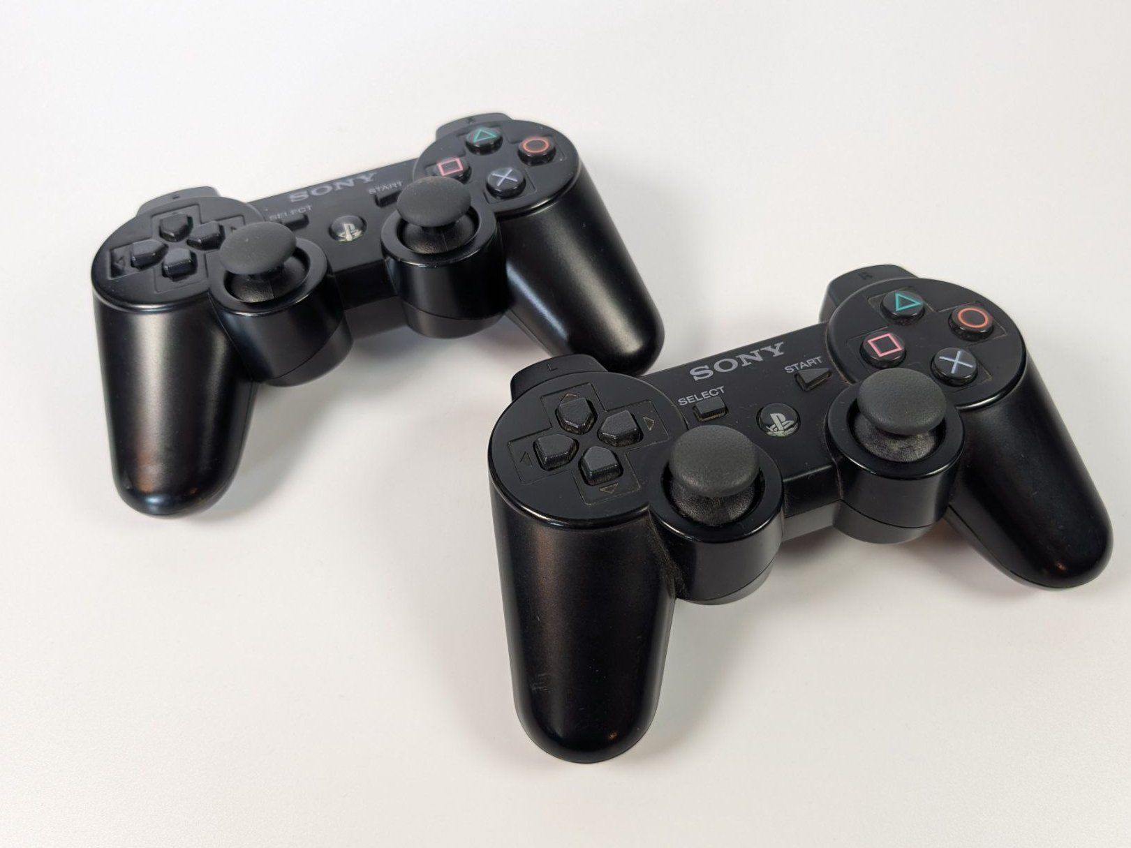 Sony Console: Sony Playstation 3 Slim, inkl. 2 Controller – Usato da Ostermundigen venduto da TradeLab 2