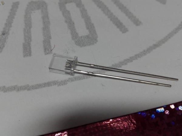 Componenti elettronici: Quader-LED 10Stk 2x5x7mm klar/rot – Nuovo (secondo la descrizione) da Luzern venduto da Salefactory 3