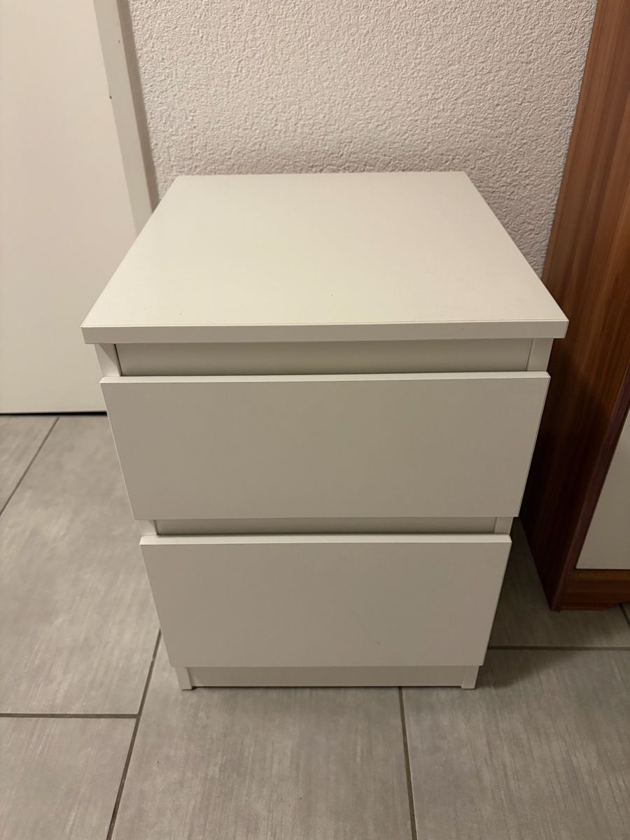 Ikea Nachttische: Ikea Nachttischchen / Kommode – Gebraucht aus Wallenwil von Rainbow45