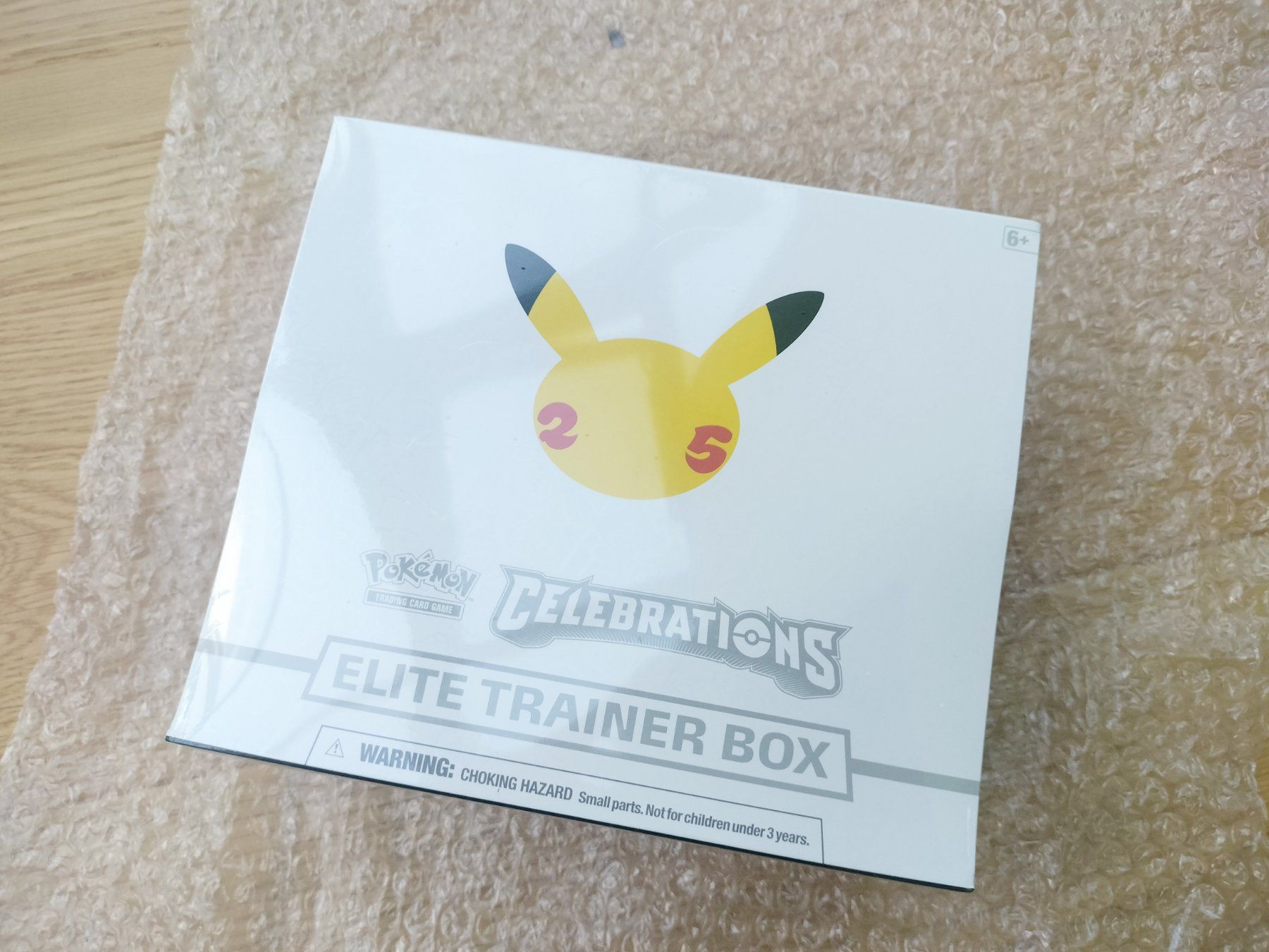 Pokémon Sammelbilder & Trading cards: Pokemon Celebrations ETB ENG – Neu und originalverpackt aus Wil SG von kaizzen 1