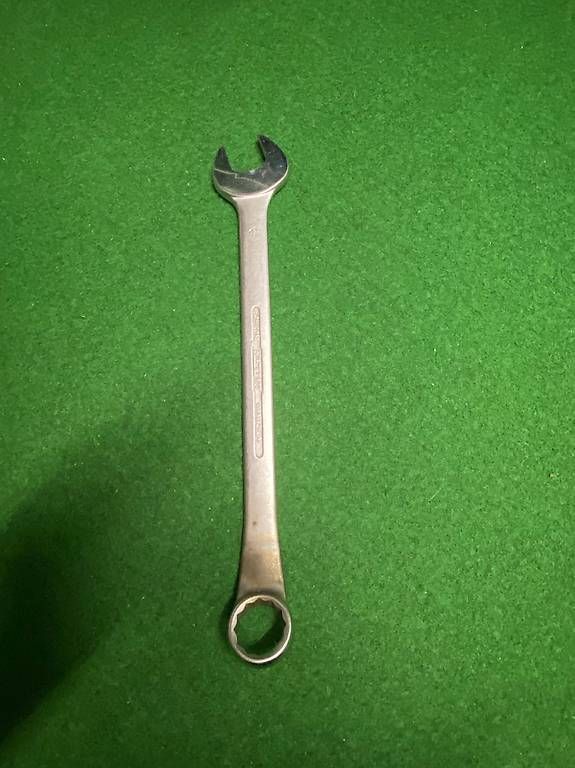 Tous les outils: 1  Ringgabel Schlüssel  1 3/8" – D'occasion à Berg TG par Electrolux23 1