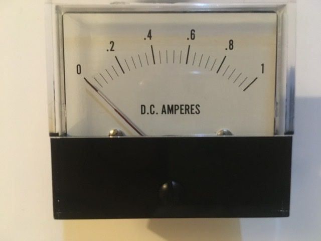 Misurare: Drehspulinstrument 0-1A DC – Nuovo e nell'imballaggio originale da Brugg AG venduto da Pedro4