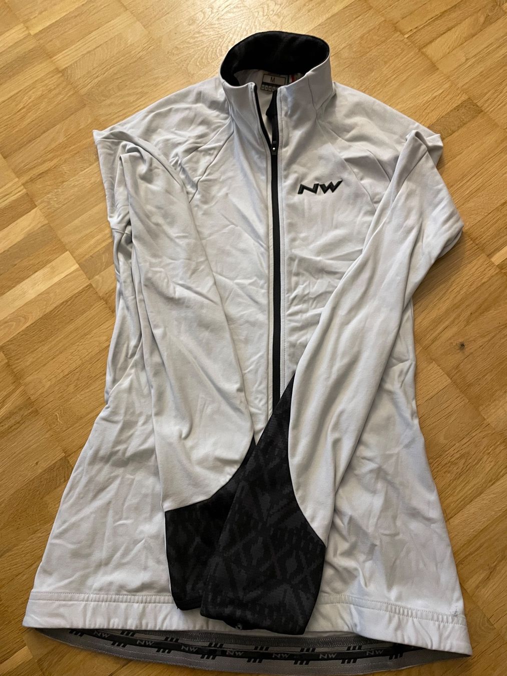 Canottiere & Pantaloni: Northwave Radtrikot Gr.38 langarm – Nuovo (secondo la descrizione) da Affoltern am Albis venduto da lu08