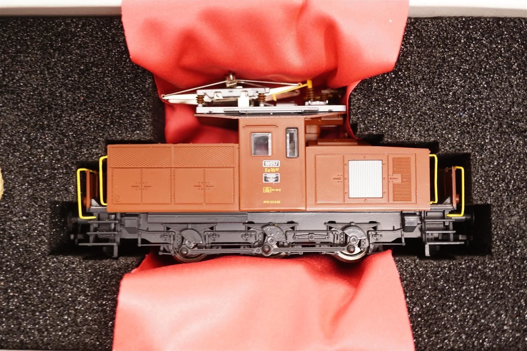 Modellini di ferrovie: CE Rivarossi Ersatz Einsatz zu Ee 3/3 – Nuovo (secondo la descrizione) da Uetendorf venduto da tigermuegi