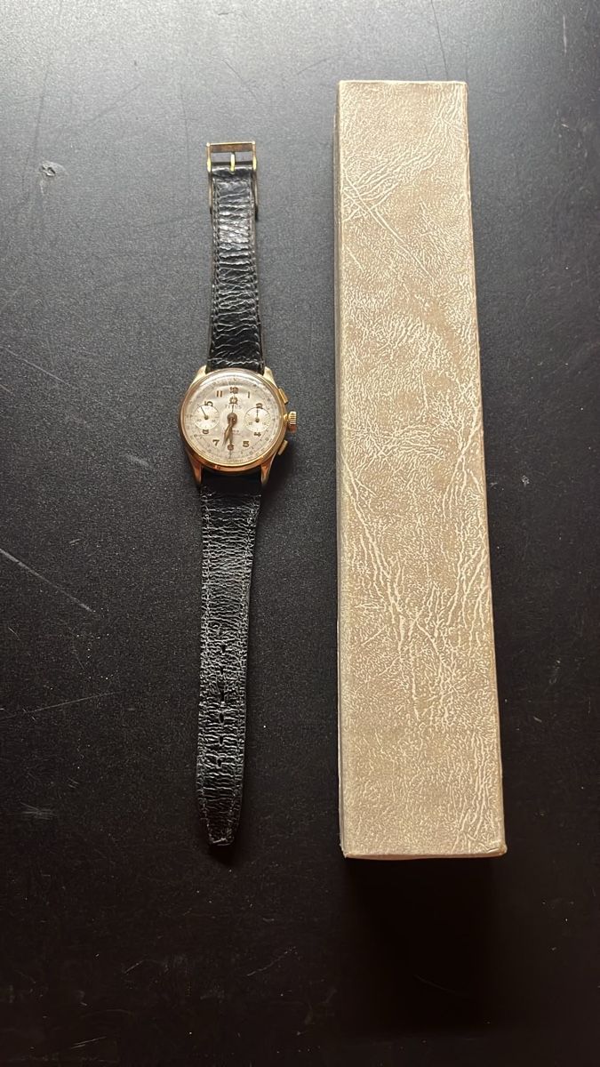 Orologi: Titus chronograph année 60 plaqué or  – Usato da Perly venduto da Alexandra309
