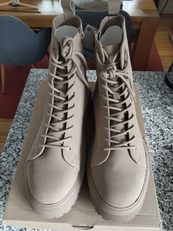 Bershka Herren Boots 44 beige NEU Schuhe Stiefel Herbst (Neu