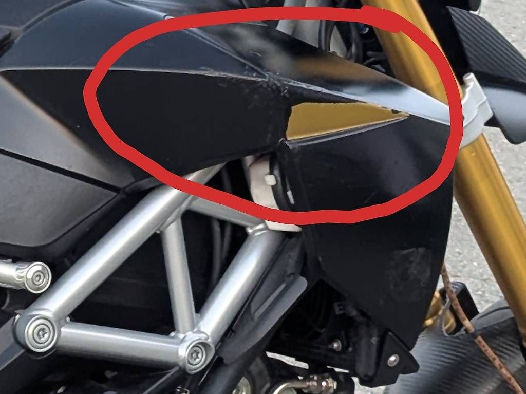 Strada: Aprilia Dorsoduro 1200 – Usato da Trogen venduto da hot-dog 8