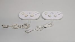2 Wii Classic Controller Original