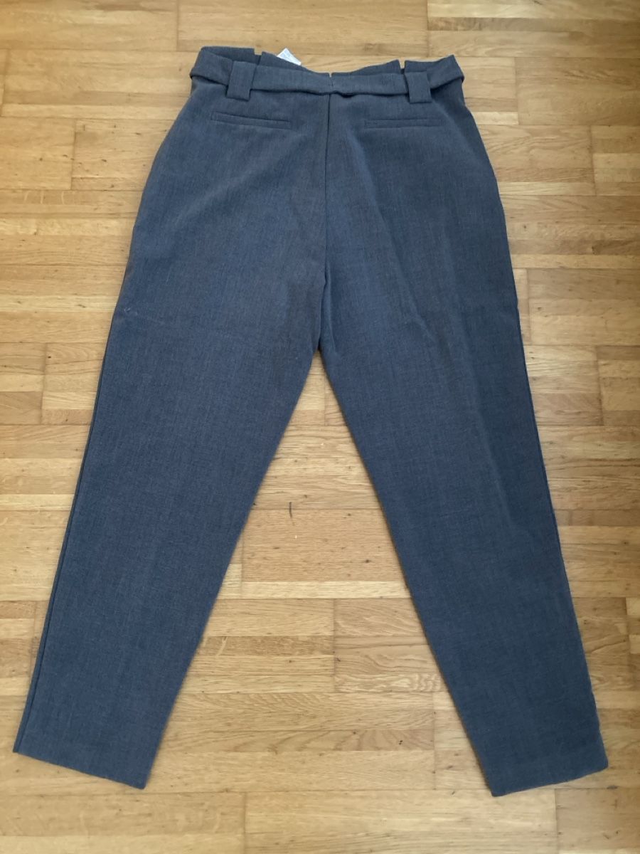 Hosen: Stoffhose kiomi – Gebraucht aus Wilen b. Wil von ilariia10 1
