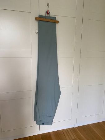 Sommerhose Herren  Gr. L   W36/35   Pierre Gardin   hellblau