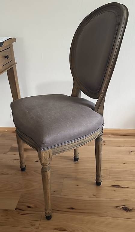 Chaises: Chaise médaillon  – D'occasion à Vich par NatachaCK
