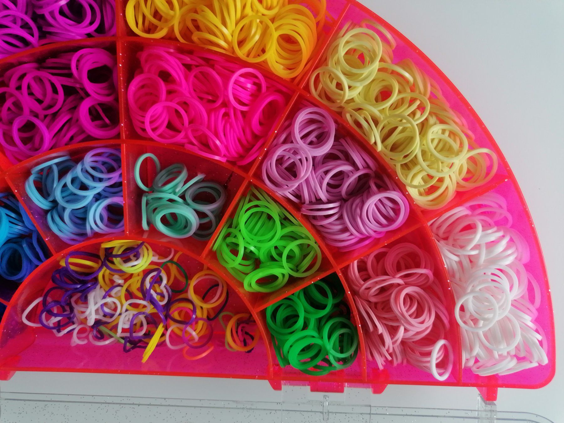 Kit bricolage: Ca. 80% vollständig: LOOPS Mega-Rainbow Box – Usato da Uster venduto da Smilla07 3