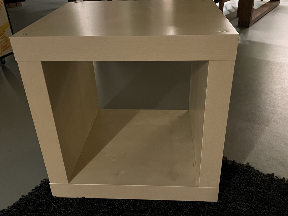 Regale: 1er Kallax / Expedit IKEA beige – Gebraucht aus Zürich von A_Woo 1