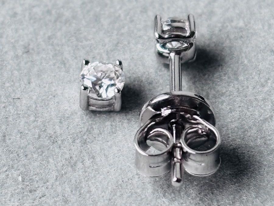 Orecchini pendenti & Orecchini a lobo: Moissanite Studs. 925 Silver, D color . 3 mm stone size. – Nuovo (secondo la descrizione) da Dübendorf venduto da S1973E