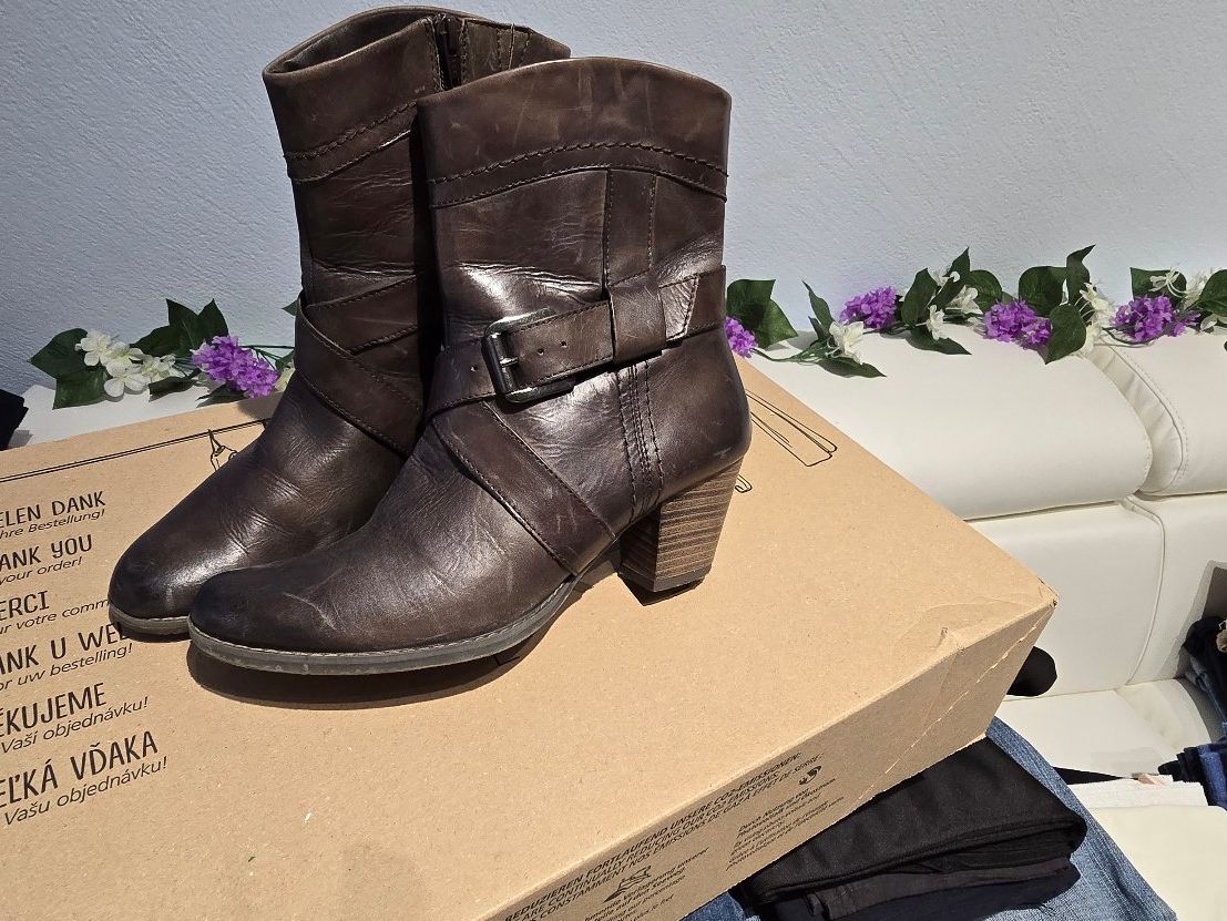 Scarpe da donna: Stiefelette Damen Grösse 39 – Usato da Chur venduto da Mikymiki 4