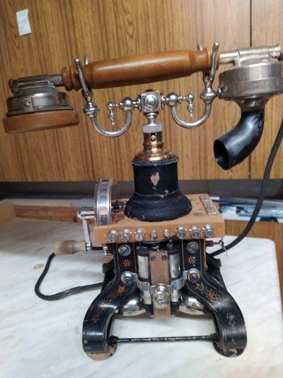 Ericsson Telefoni: Ericsson Skelett-Tischstation 1882 – Usato da Lachen SZ venduto da Wba47 3