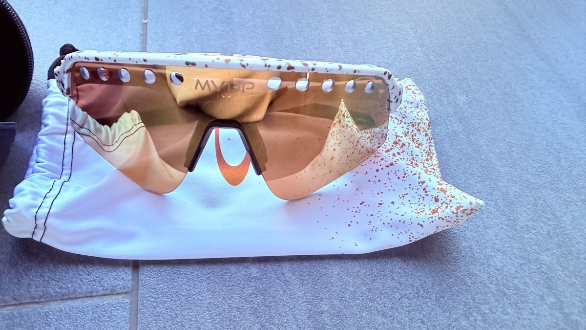 Oakley Occhiali & Lenti: Oakley Sutro Light Sweep weiss/gold – Nuovo (secondo la descrizione) da Stans venduto da lae_hzt7 2