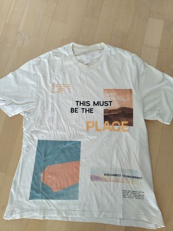 T-Shirt Bershka weiss mit Grafikprint Grösse S