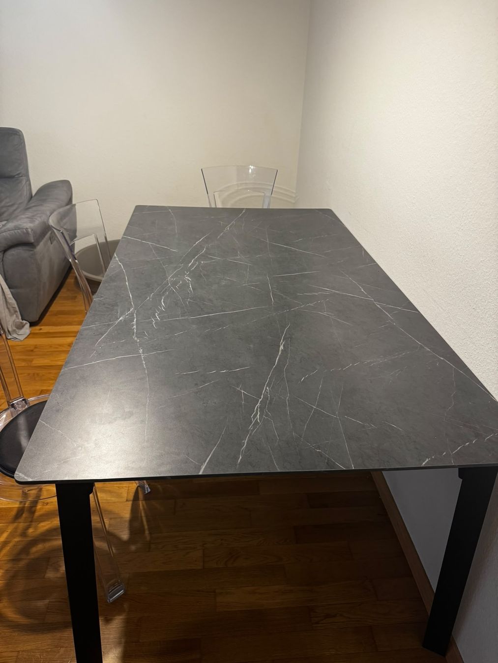 Tische: Esstisch – Neu (gemäss Beschreibung) aus Zug von sto_98sr 1