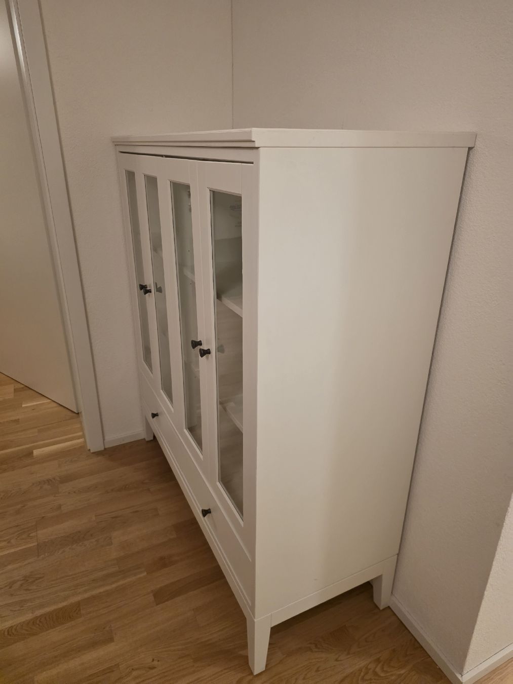 Ikea Vitrinen: vitrine IDANÄS – Gebraucht aus St. Gallen von jes_p9pn 1