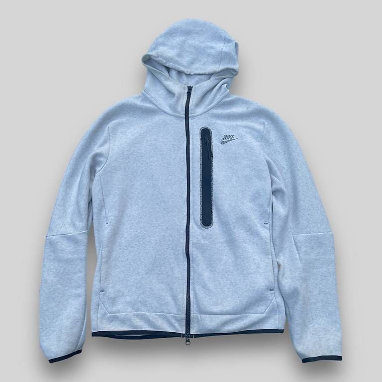 Giacche: Nike techleece Jacke reflektiv – Usato da Basel venduto da Leo_6qtr