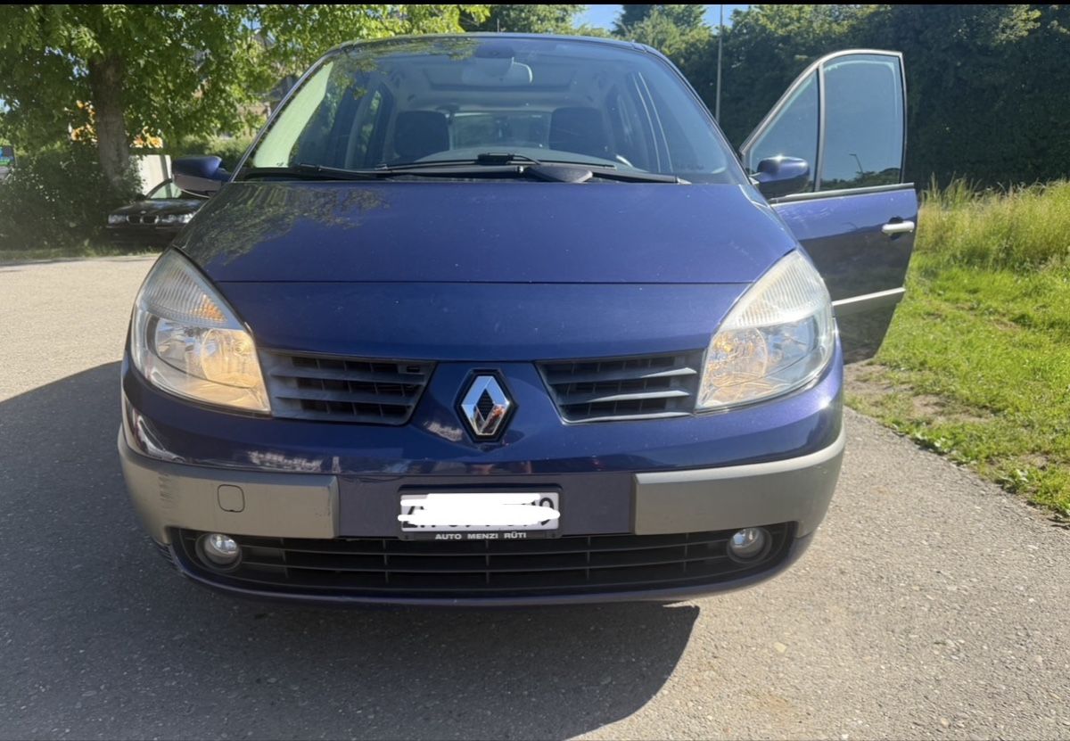 Renault Autos: Renault Scenic – D'occasion à Bülach par Miki1995_1