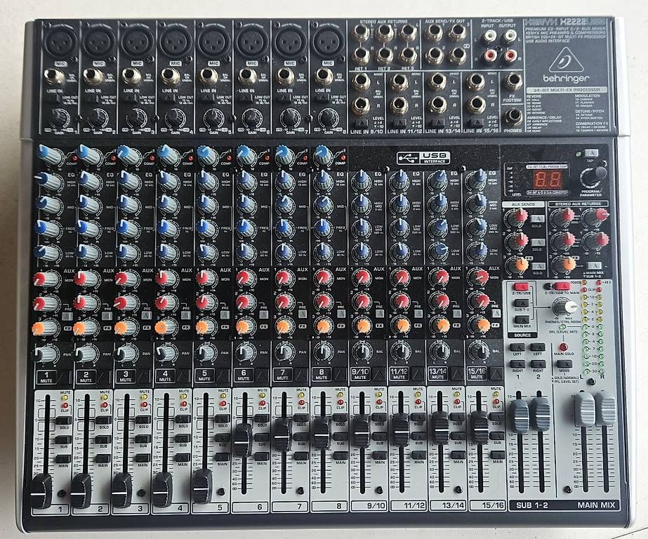 Console di mixaggio: Behringer Xenix x2222 Usb – Usato da Safenwil venduto da Hilfikert