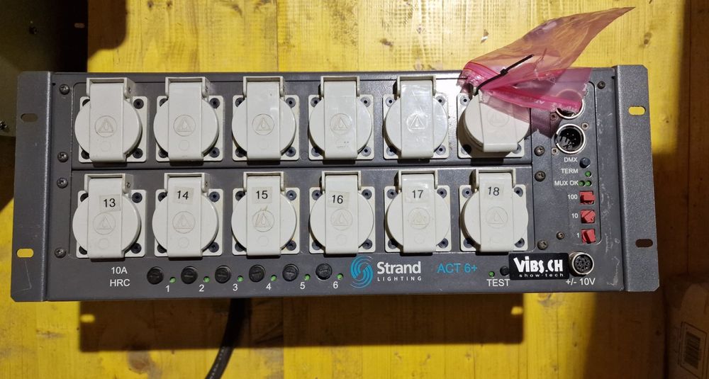 STRAND LIGHTING ACT 6+ Dimmer DMX 6CH Kaufen auf Ricardo