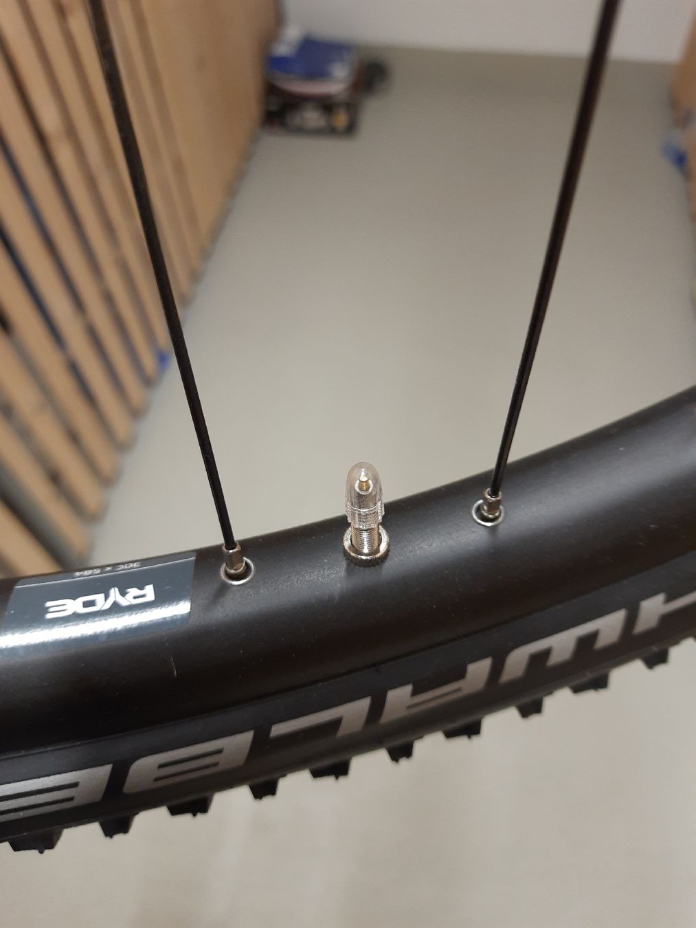 Schwalbe Pneus & Kompletträder: MTB komplett Rad Schwalbe 27.5x2.25 – Neu (gemäss Beschreibung) aus Aarau von ste_w5yp 1