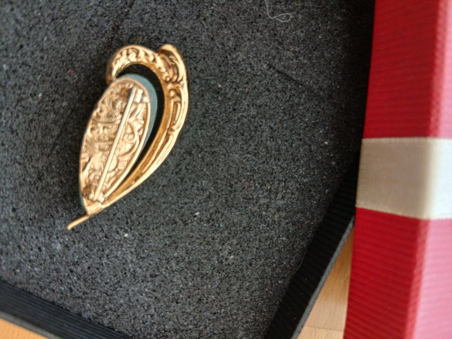 Broches & Aiguilles: BROCHE NEU – D'occasion à St. Gallen par afr_gc59 1