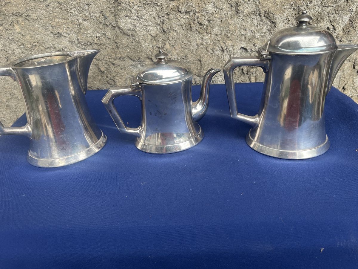 Set di piatti: 3 heiliges Kaffee Tee Set Hotelsilber Basel – Usato da Brienz BE venduto da hey_z9vg 4