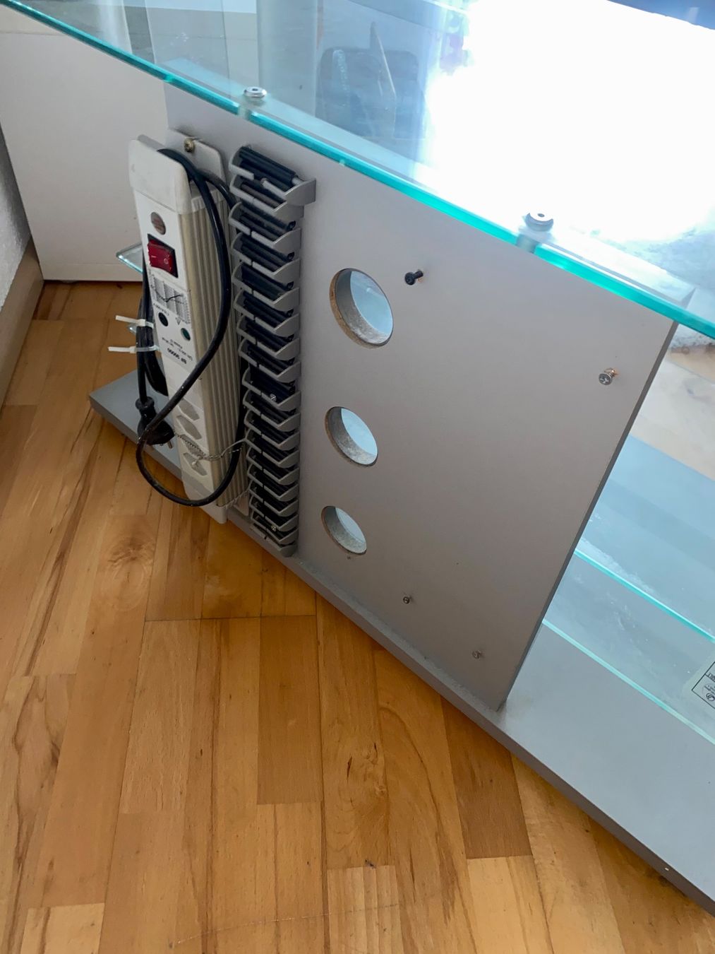 Mobili TV: Salon Glastisch – Usato da Schlieren venduto da Sunshines 2
