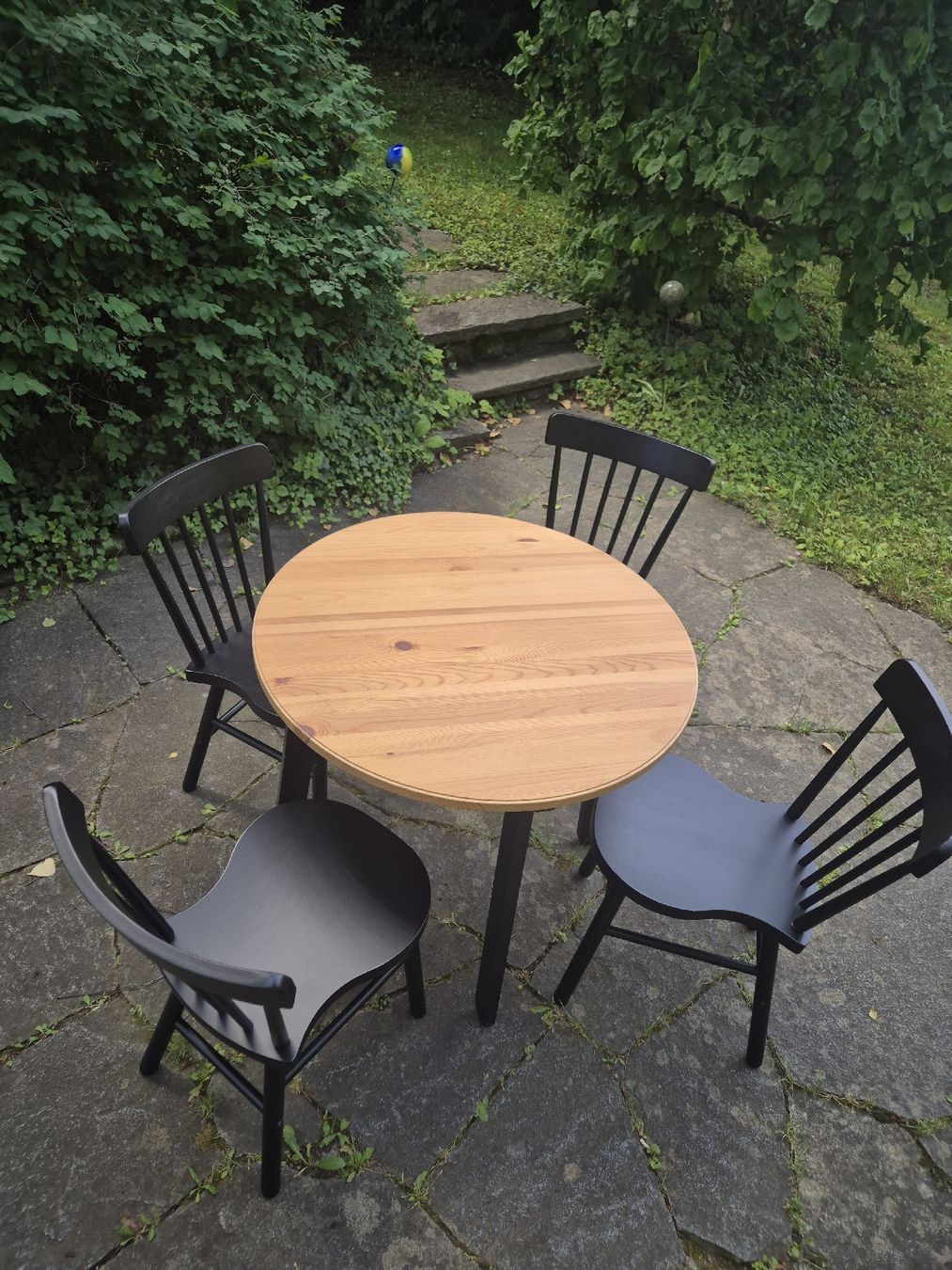Ikea Set de table et chaises: Gamlared Tisch 4 x  Norraryd Bistro Stuhl IKEA – D'occasion à Zürich par Drago670