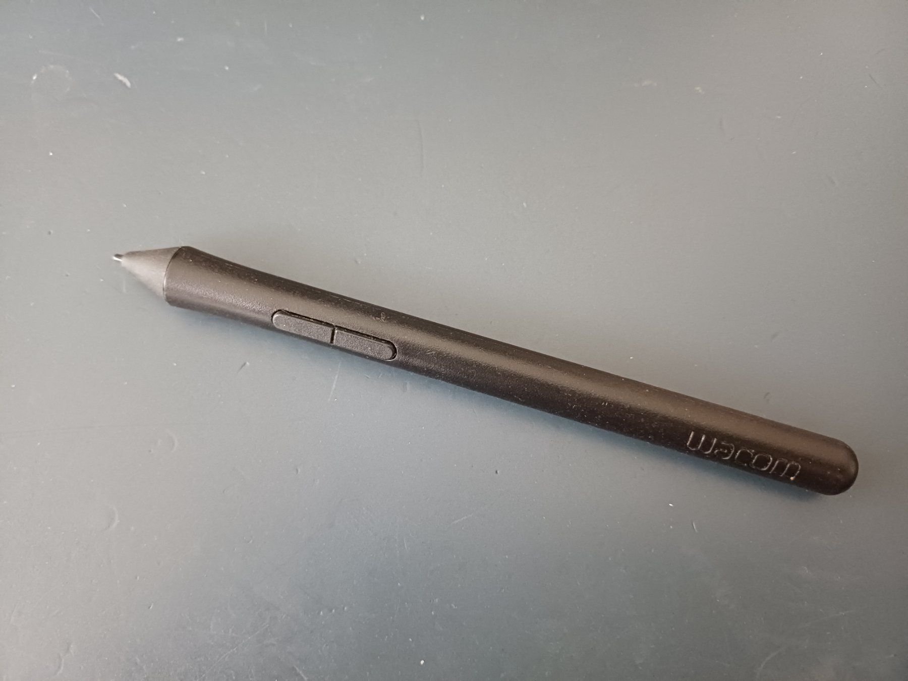 Wacom Tablet PC: Wacom Intuos CTH-40 Grafiktablet mit Stift – Gebraucht aus Zürich von Atad 2